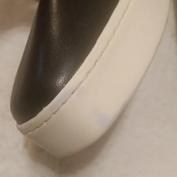 Vince Shoes - Picture 6 of 7